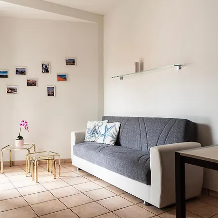 Appartement Youhosty - Meloria 10 *